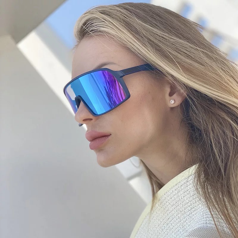 Holly Hugh quality sunglasses